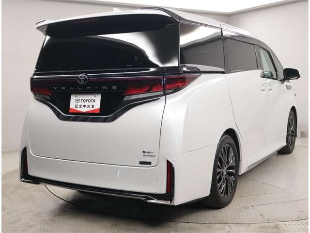 ヴェルファイアハイブリッド 2.5 Z プレミア E-Four 4WD