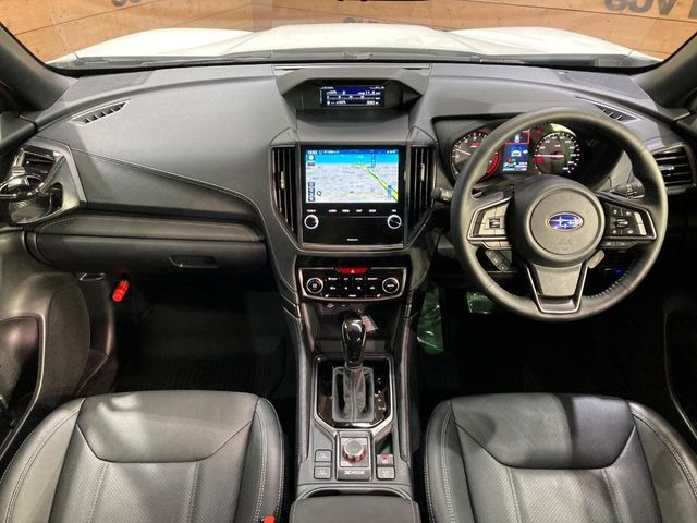 フォレスター1.8 STI スポーツ ブラック インテリア セレクション 4WD