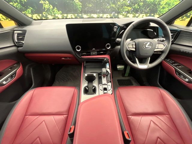 NX350h バージョンL