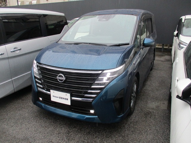 セレナ1.4 e-POWER ハイウェイスターV