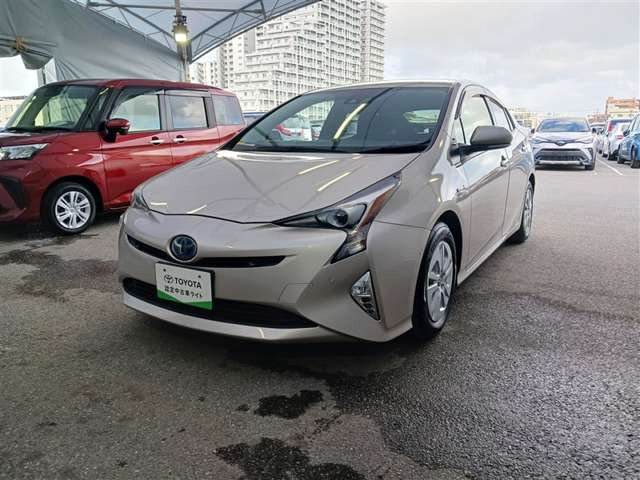 プリウス1.8 S セーフティ プラス