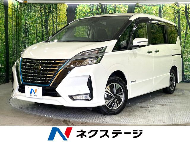 セレナ1.2 e-POWER ハイウェイスターV