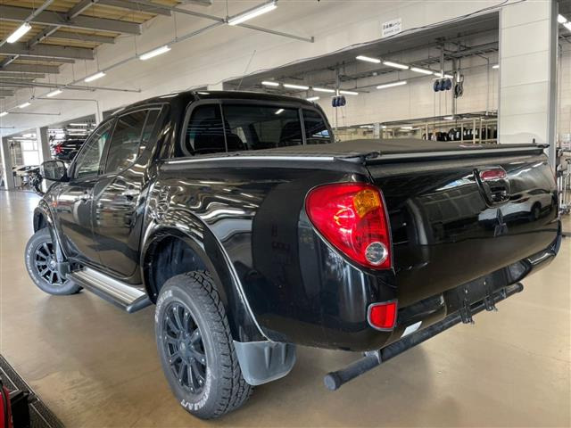 トライトン3.5 4WD