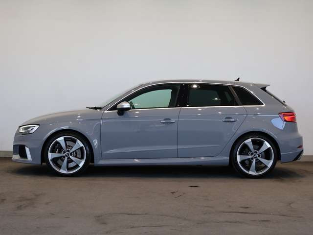 S3スポーツバック2.0 4WD
