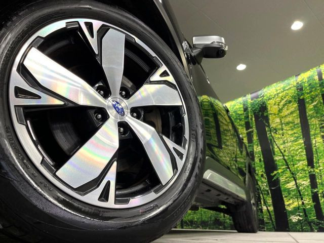 �y����18�C���`�A���~�z�C�[���z�O�ςɃ}�b�`���������A���~�z�C�[���𑕒����Ă���܂��B�e��ЊO�A���~�z�C�[����A�X�^�b�h���X�^�C�����戵�����Ă���܂��B���񂲑��k����������