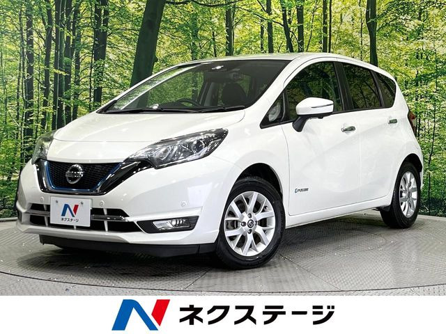 ノート1.2 e-POWER メダリスト FOUR 4WD