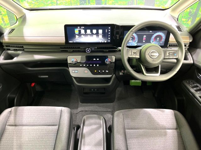 セレナ1.4 e-POWER ハイウェイスターV