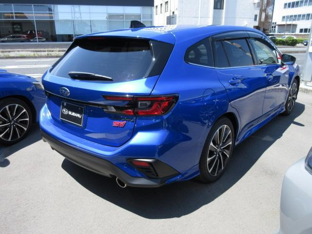 レヴォーグ2.4 STI スポーツR-ブラック リミテッド 4WD
