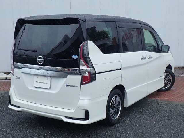 セレナ1.2 e-POWER ハイウェイスターV
