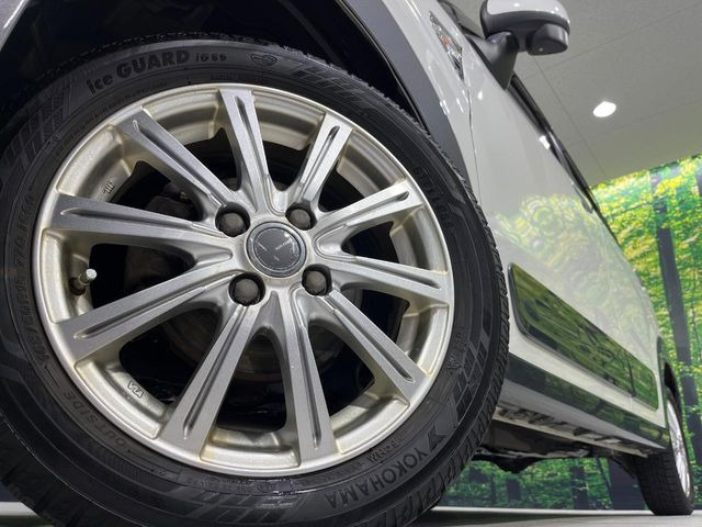 �y15�C���`�A���~�z�C�[���z�O�ςɃ}�b�`�����A���~�z�C�[���𑕒����Ă���܂��B�e��A���~�z�C�[����A�X�^�b�h���X�^�C�����戵�����Ă���܂��B���񂲑��k����������
