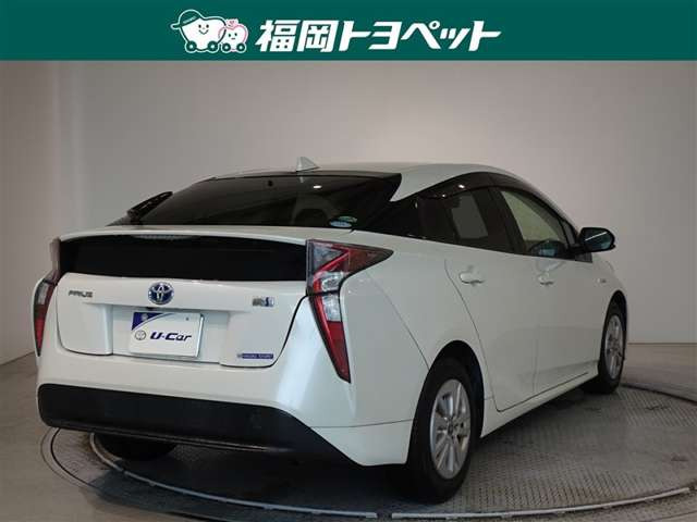 プリウス1.8 S