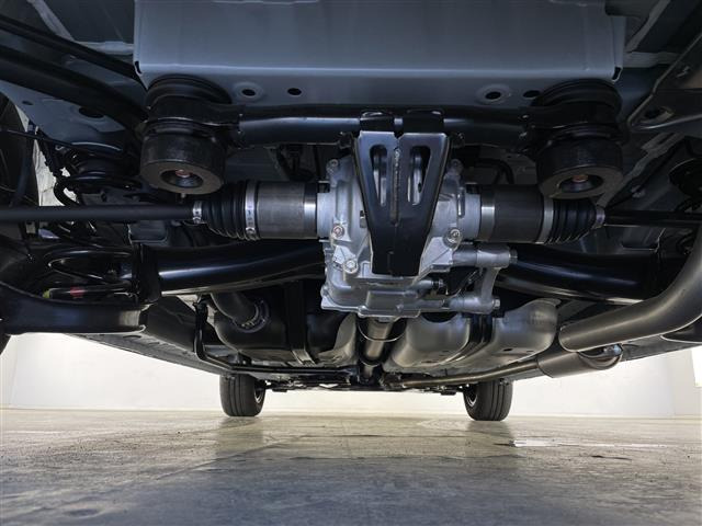 フリード1.5 e:HEV クロスター 4WD