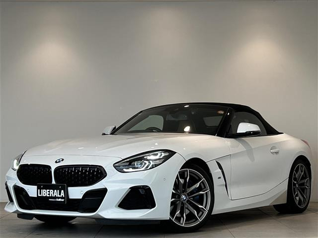 Z4M40i