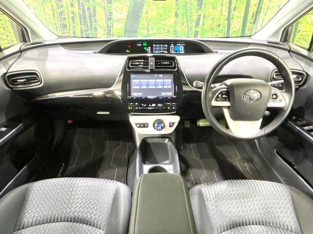 プリウス1.8 S セーフティ プラス