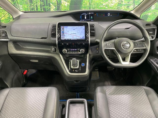セレナ1.2 e-POWER ハイウェイスターV