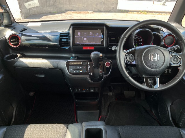 N-BOXカスタムG ターボ Lパッケージ 2トーンカラースタイル 4WD