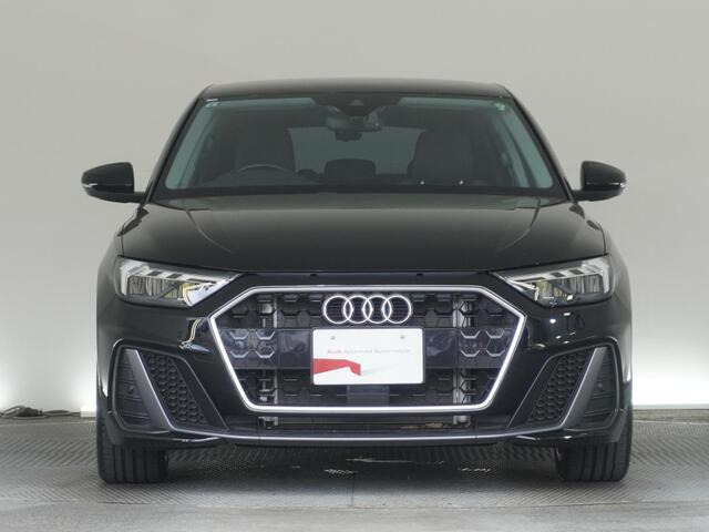 A1スポーツバック35 TFSI Sライン