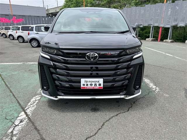 ヴェルファイアハイブリッド 2.5 Z プレミア E-Four 4WD