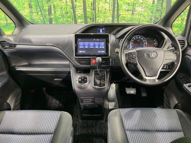 ヴォクシー2.0 ZS 煌