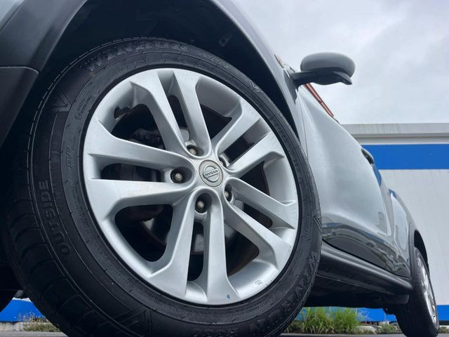 �y�����A���~�z�C�[���z�O�ςɃ}�b�`���������A���~�z�C�[���𑕒����Ă���܂��B�e��ЊO�A���~�z�C�[����A�X�^�b�h���X�^�C�����戵�����Ă���܂��B���񂲑��k����������