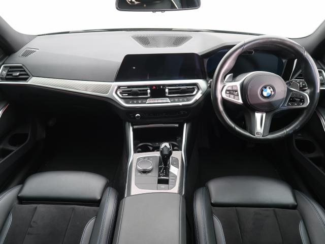 3シリーズツーリング320d xドライブ Mスポーツ  4WD