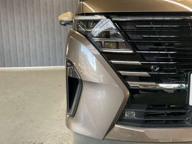 セレナ1.4 e-4ORCE ハイウェイスターV 4WD
