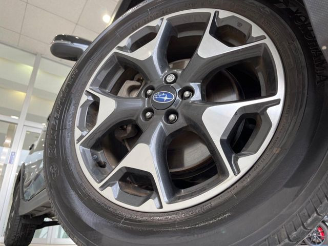 �y����17�C���`�A���~�z�C�[���z�O�ςɃ}�b�`���������A���~�z�C�[���𑕒����Ă���܂��B�e��ЊO�A���~�z�C�[����A�X�^�b�h���X�^�C�����戵�����Ă���܂��B���񂲑��k����������