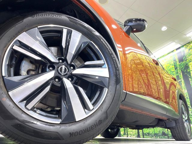�y����19�C���`�A���~�z�C�[���z�O�ςɃ}�b�`���������A���~�z�C�[���𑕒����Ă���܂��B�e��ЊO�A���~�z�C�[����A�X�^�b�h���X�^�C�����戵�����Ă���܂��B���񂲑��k����������