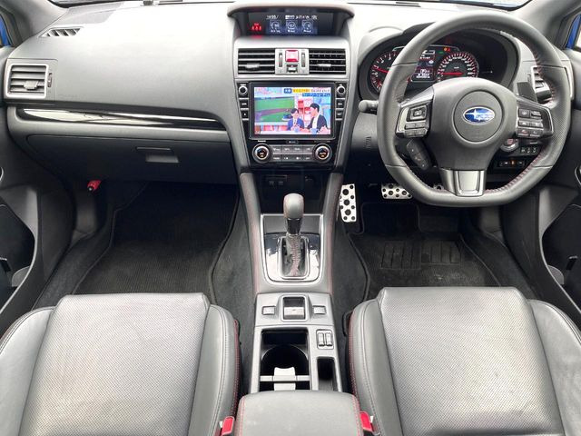 WRXS4 2.0 GT-S アイサイト 4WD
