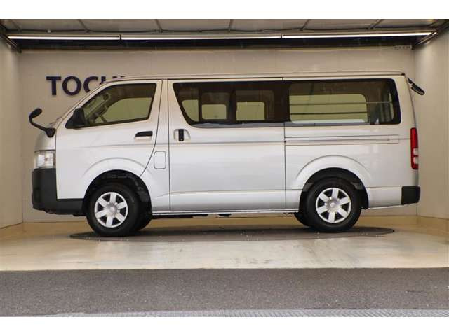 ハイエースバン2.8 DX ロング ディーゼル 4WD