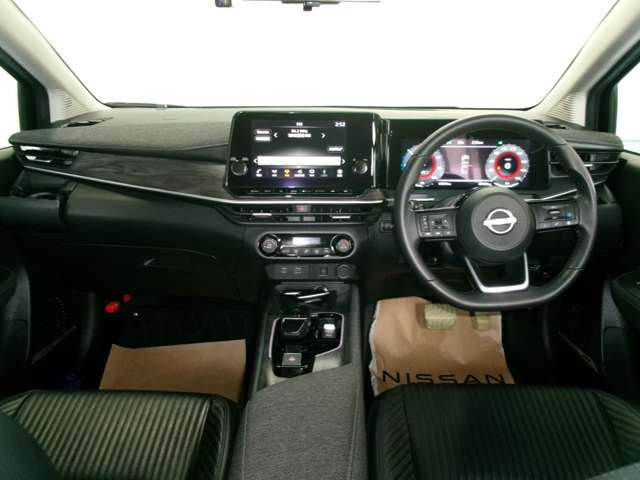ノートオーラ1.2 G レザーエディション