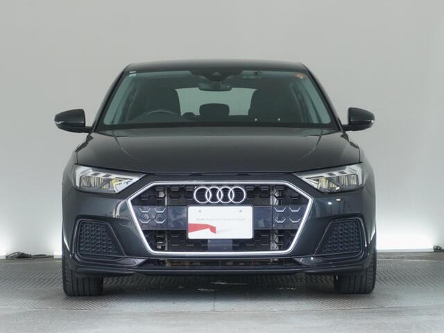 A1スポーツバック25 TFSI アドバンスド
