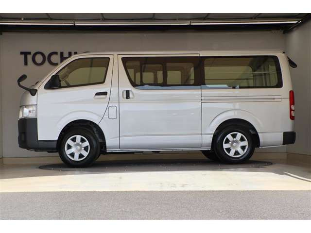 ハイエースバン2.8 DX ロング ディーゼル 4WD