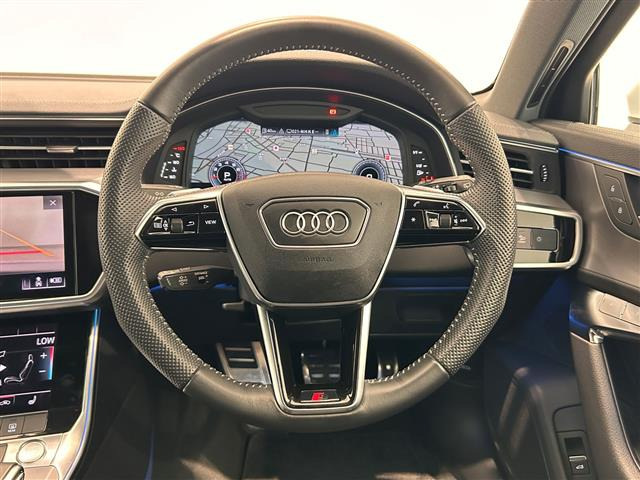 A6アバント45 TFSI クワトロ Sライン 4WD