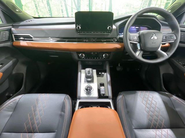 アウトランダーPHEV 2.4 P 4WD