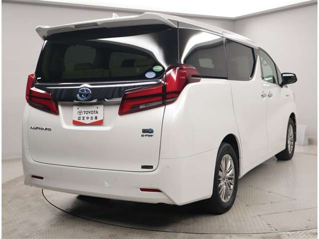 アルファードハイブリッド 2.5 G E-Four 4WD