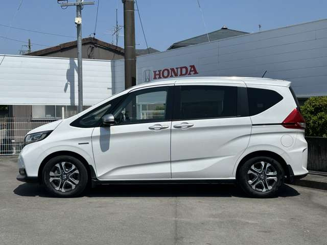 フリード1.5 ハイブリッド クロスター ホンダセンシング