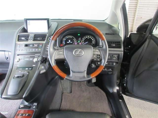 HS250h バージョンL