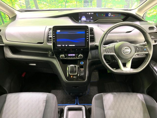 セレナ1.2 e-POWER ハイウェイスターV