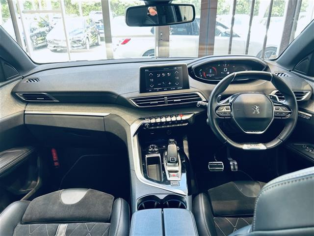 5008GT ブルーHDi ディーゼル
