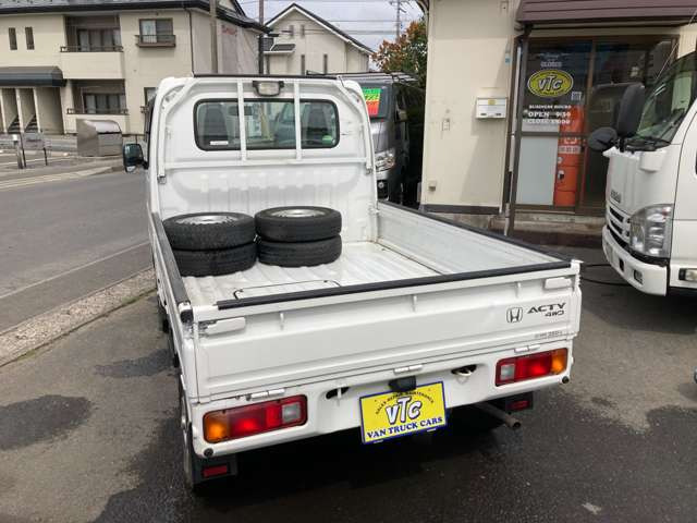 �ۏ؊��Ԃ̓G���W�������@�\�E���͓`�B�@�\��1��������0.1���L���A�X�e�A�����O�@�\�E�O��A�N�X���@�\�E�u���[�L�E�d�C�n�E��p���n�E�R���n��1��������0.1���L���ƂȂ�܂��B�ʓr1�`3�N�L�����x�ۏؗL��܂�