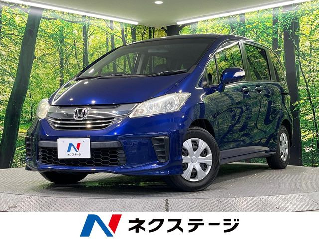 フリード1.5 G プレミアムエディション