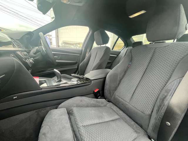 3シリーズセダン320d Mスポーツ