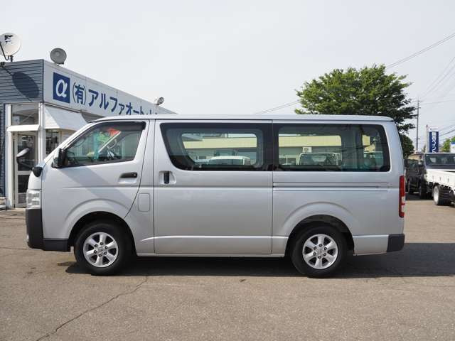 ハイエースバン3.0 DX ロング ディーゼル 4WD