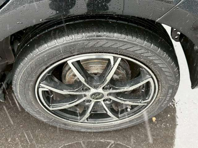 �C�ɂȂ邨�Ԃ�����܂�����E�̓d�b�ԍ����璼�ڂ��X�ɂ��₢���킹���������B�x�����@����ԗ����A��Ԃ܂łȂ�ł������������Ē����܂��B�X�^�b�t�ꓯ���A�����҂����Ă���܂��B