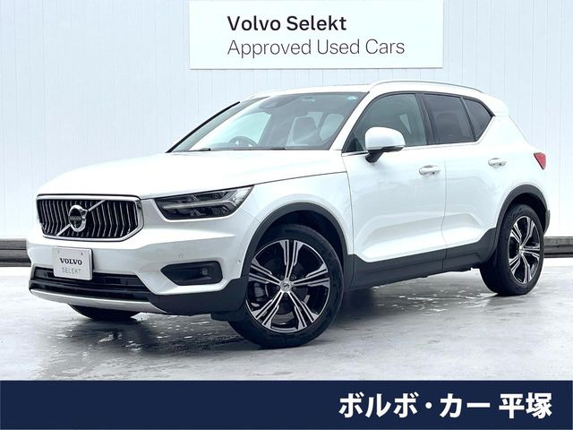 XC40B4 AWD インスクリプション 4WD