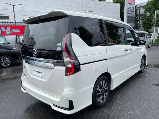セレナ2.0 ハイウェイスターV