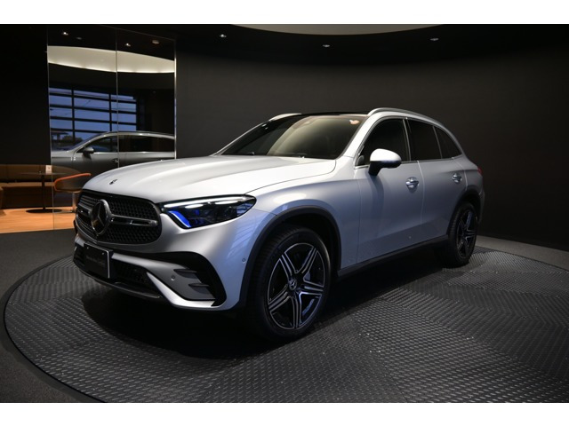 GLC220d 4マチック (ISG) AMGラインパッケージ  4WD