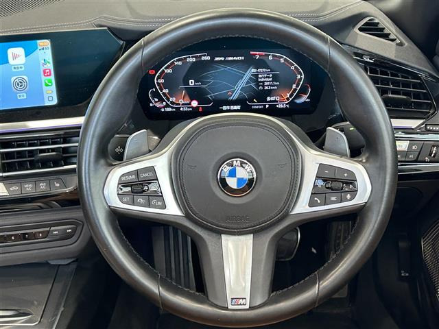 Z4M40i