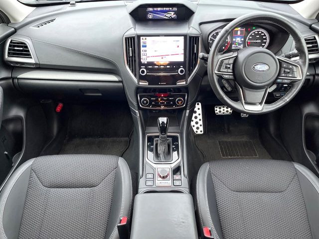 フォレスター2.0 アドバンス 4WD